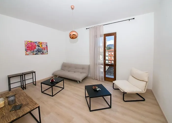 Lu Centru De Lu Munnu