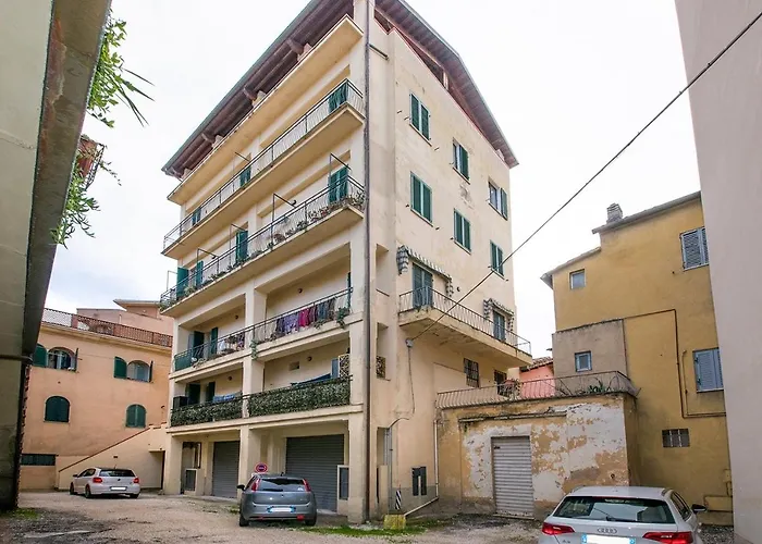 Lu Centru De Lu Munnu فندق